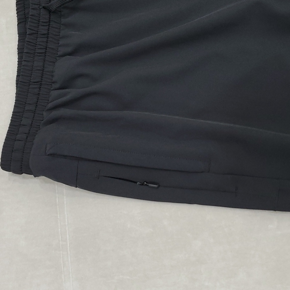 Layer 8 jogger pants men's medium black Qwick Dry lightweight elastic drawstring - Picture 3 of 10